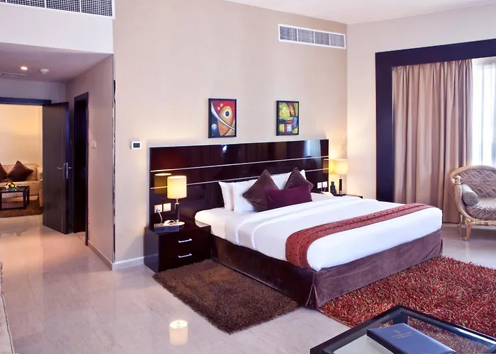 Landmark Riqqa Hotel